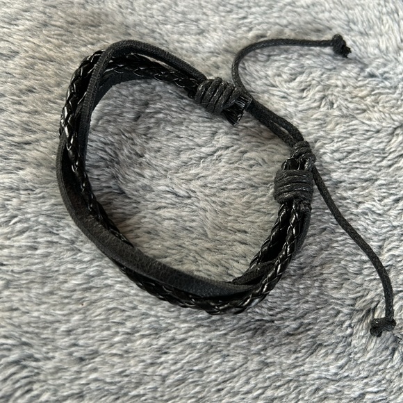 NWOT🌟Mens Black Multilayer Faux Leather & Beaded Bracelets - Picture 5 of 6